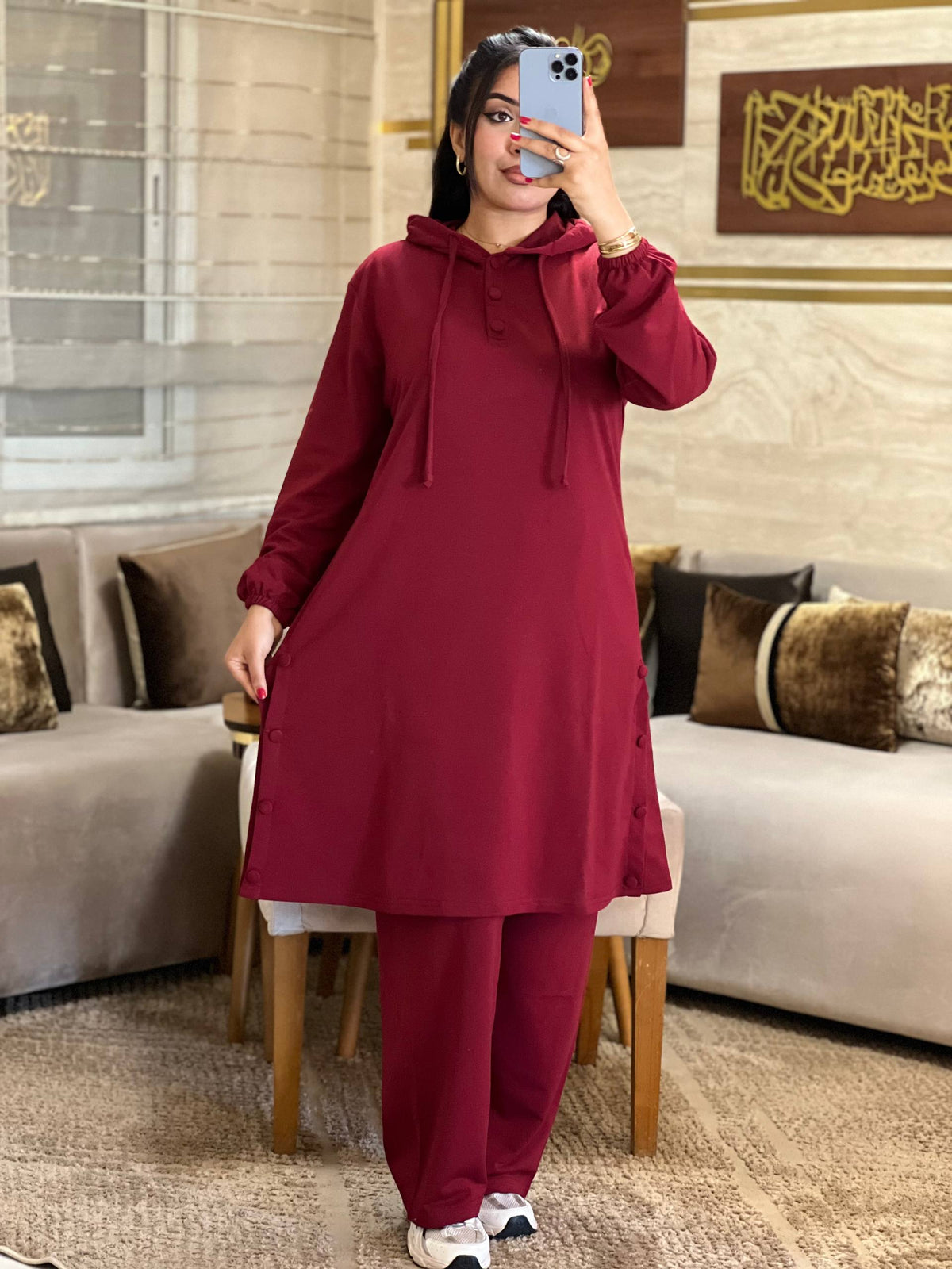 أنصومبل مستور وأنيق مع كابوش وأزرار جانبية – تشكيلة الخريف والشتاء ✨
