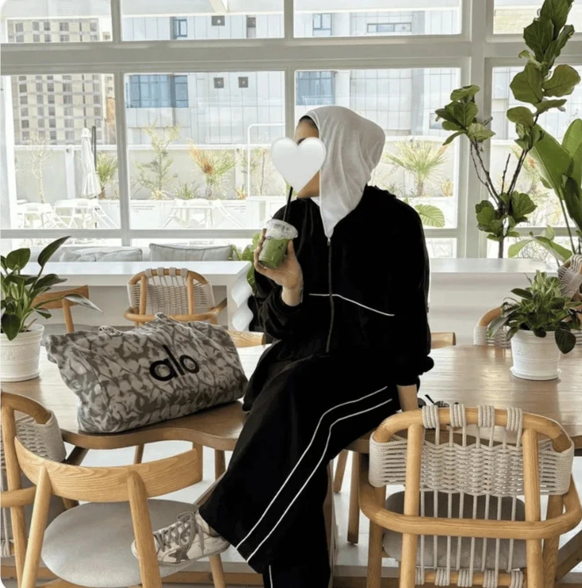 Ensemble Chic & Sporty 2 Pièces - طقم أنيق وعصري قطعتين